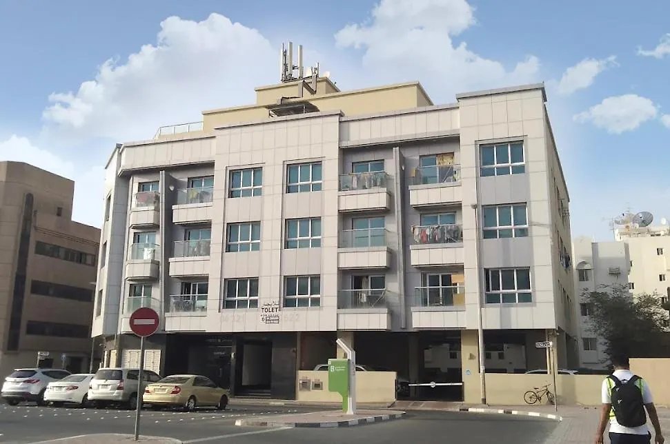 Partition Room In Al Seef Near Burjuman Metro 두바이 아랍에미리트