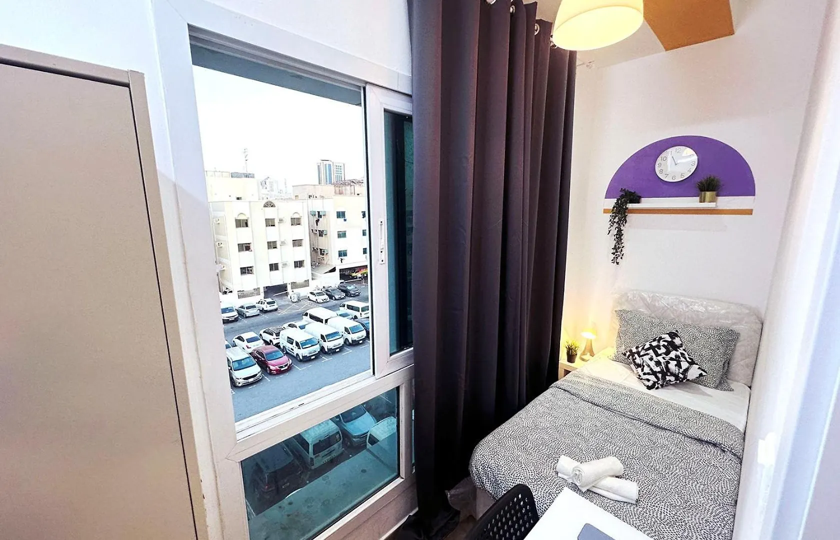 Homestay Partition Room In Al Seef Near Burjuman Metro Dubai